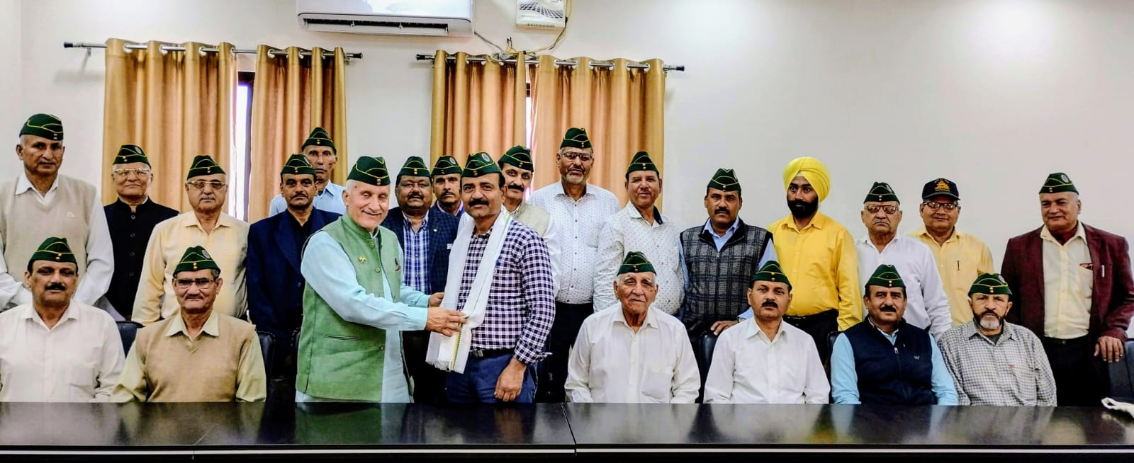 'A monthly meeting of Akhil Bhartiya Poorva Sainik Seva Parishad was held at Kargil Bhawan Jammu. '